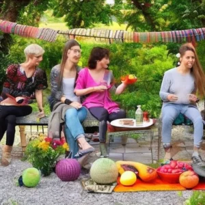 Read more about the article 11 fun , unusual ways to celebrate National Eat Outside Day!